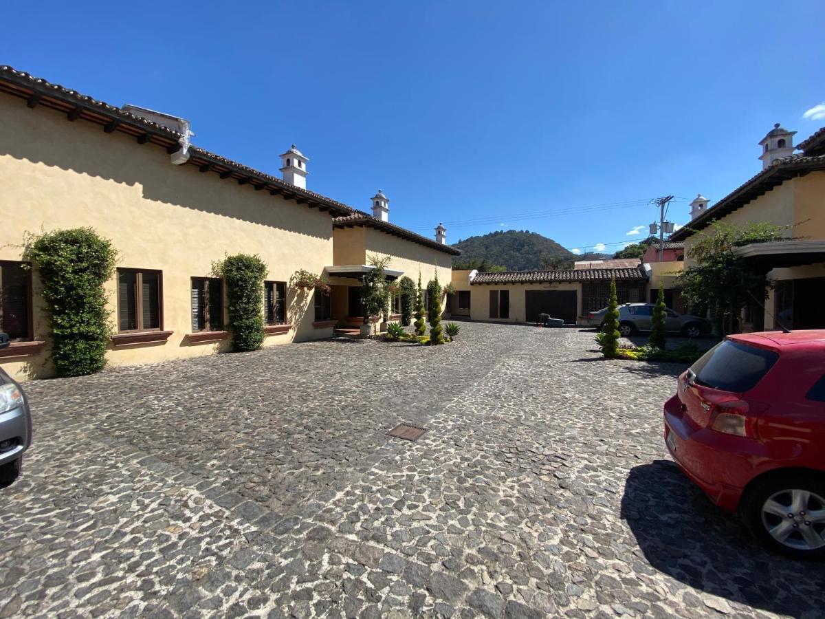 Suite Don Pedro: Hermoso Loft Con Parqueo Gratis! Antigua Kültér fotó